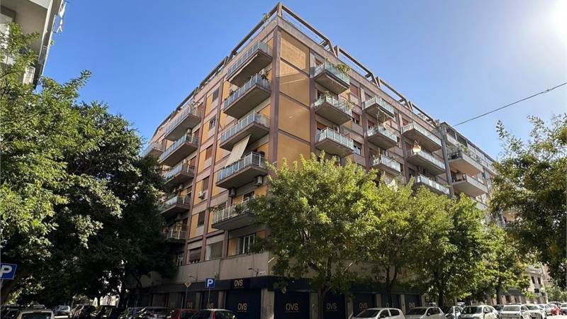 Appartamento in vendita a Palermo
